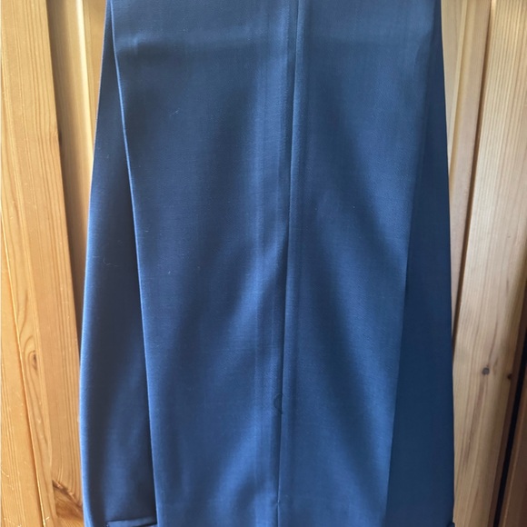 John Varvatos 2 Piece Suit - Navy - 42R Jacket / 34 Pants - Picture 7 of 7